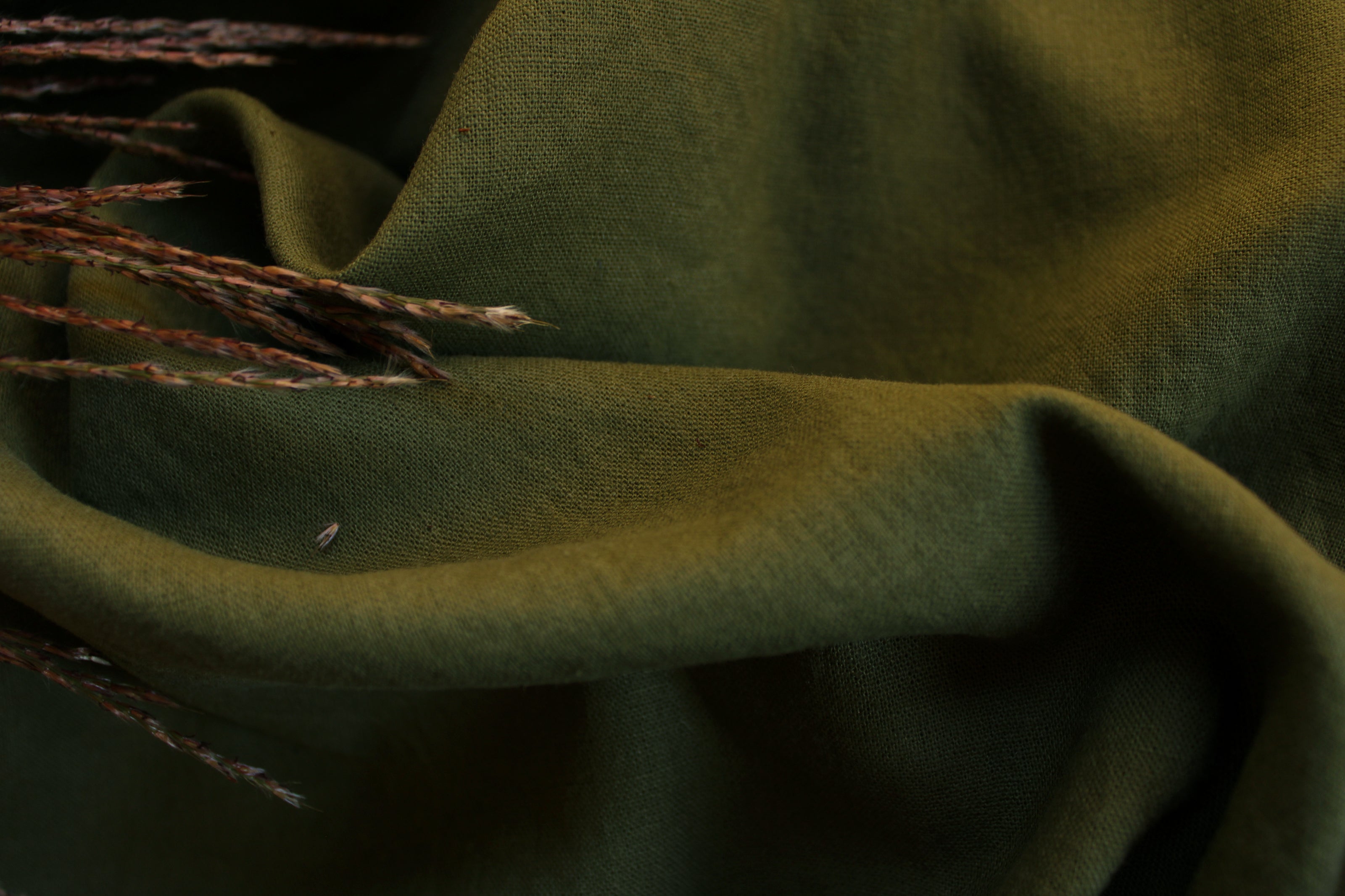 100% Washed Linen Fabric by the Yard / Terrarium moss Linen Fabric / Buy Linen Online