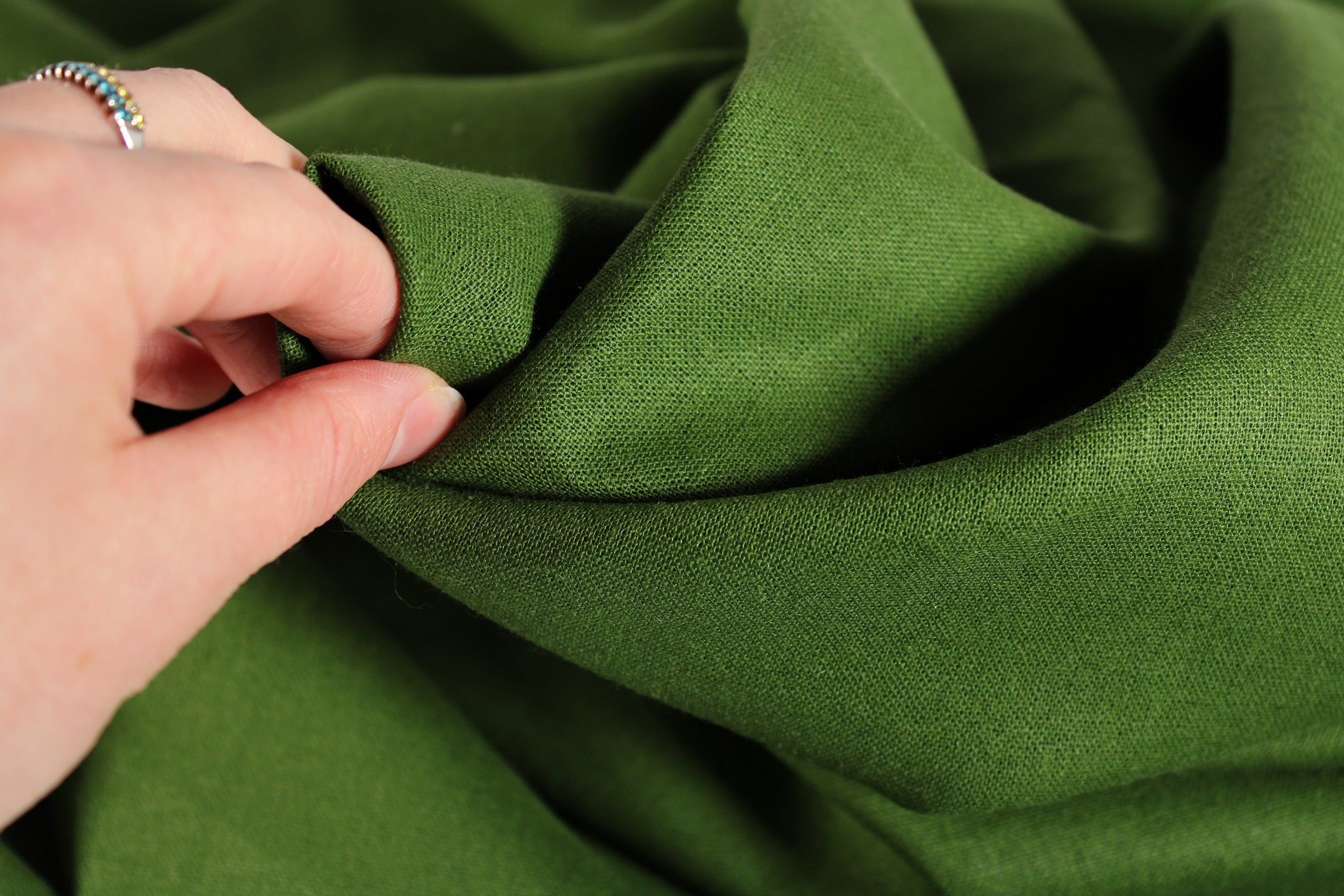 WHOLESALE Linen Fabric USA / Linen Fabric ROLL Wholesale / Linen by the Bolt / Garden green linen fabric