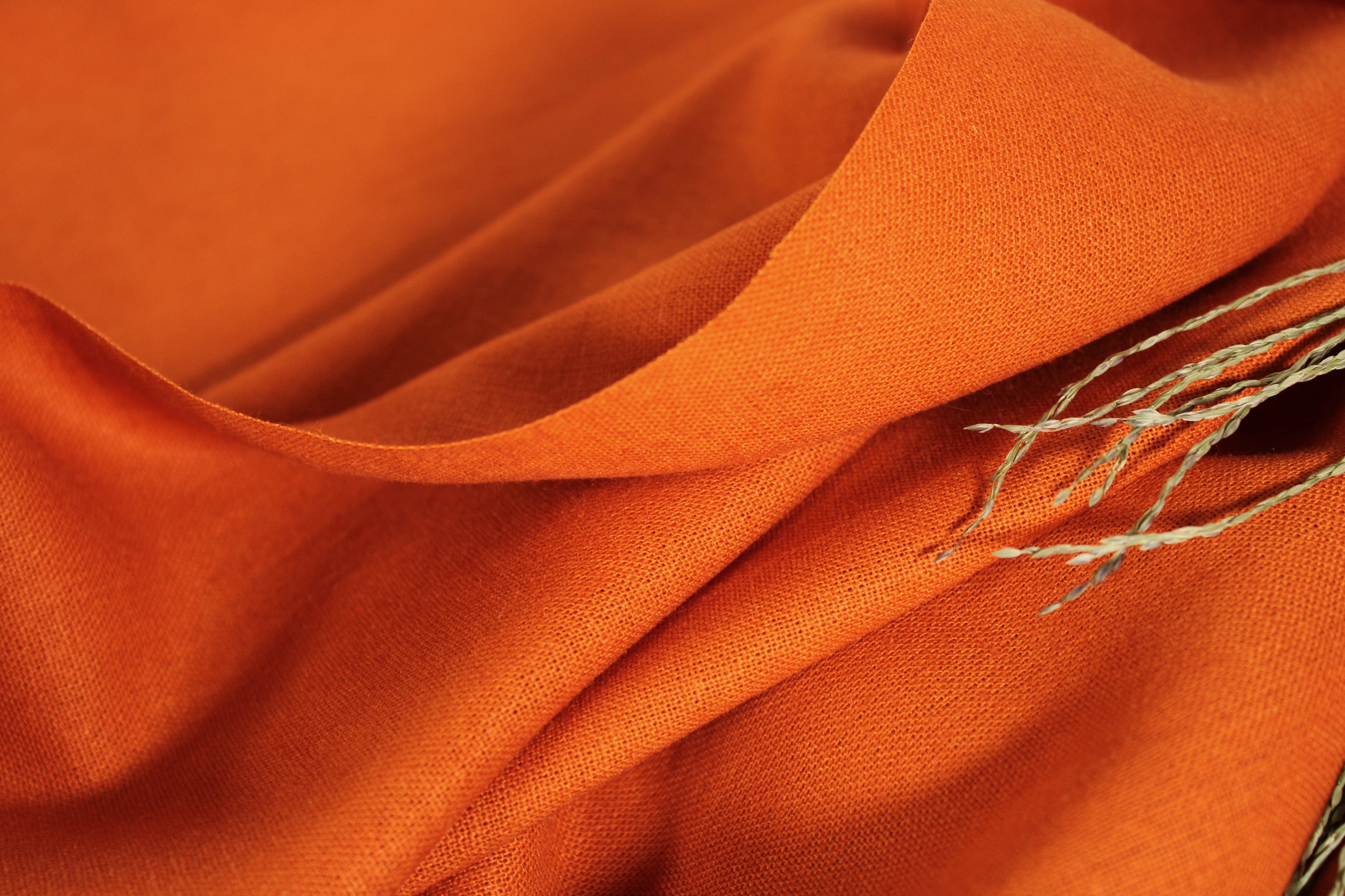 WHOLESALE Linen Fabric USA / Linen Fabric Wholesale Direct / Linen by the Bolt / Rust linen fabric