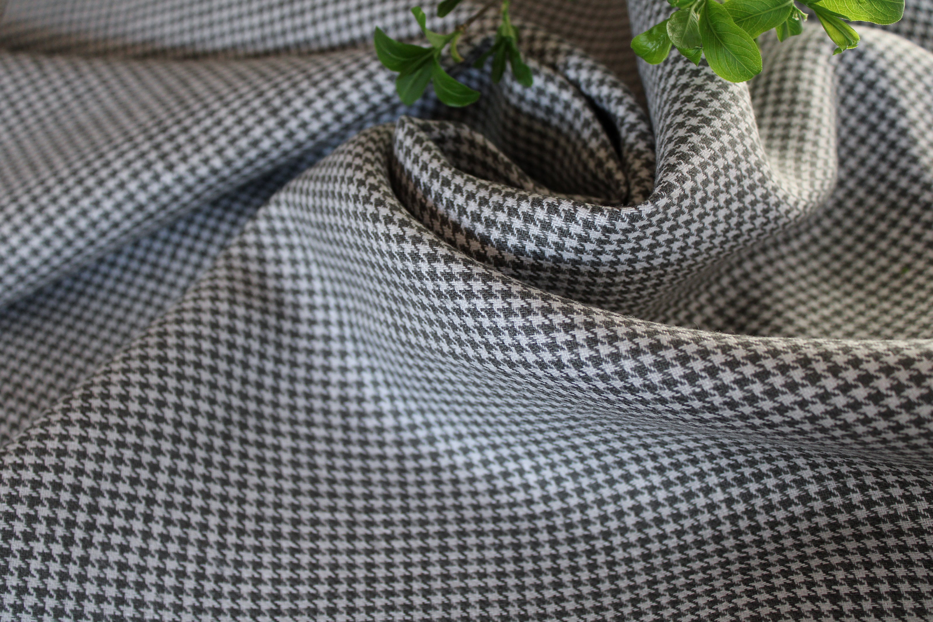 100% Linen Fabric by the Yard / Gray Houndstooth Linen Fabric / Buy Linen Online