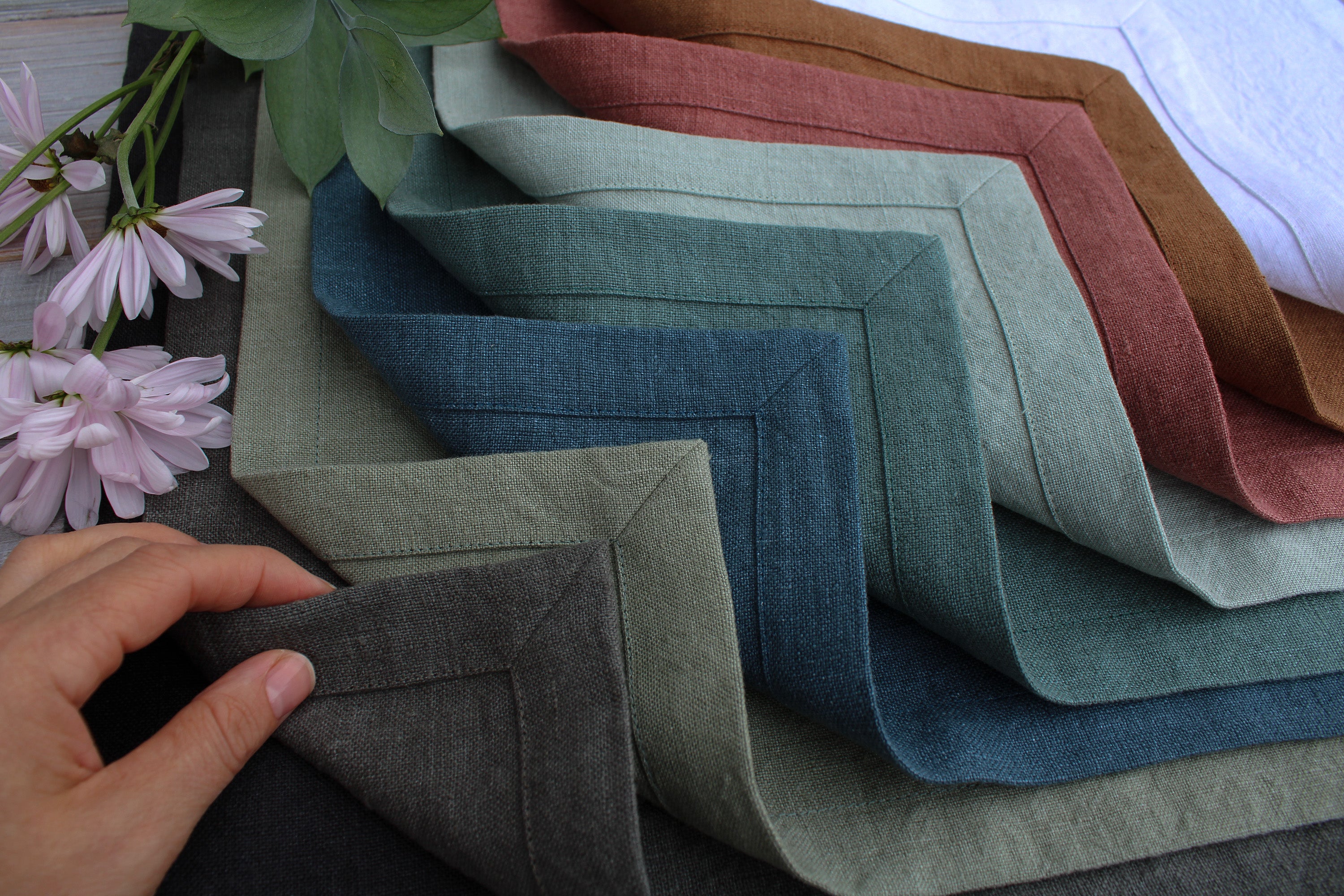 100% Linen placemats Heavyweight Prewashed 13x16''/ Handmade in the US